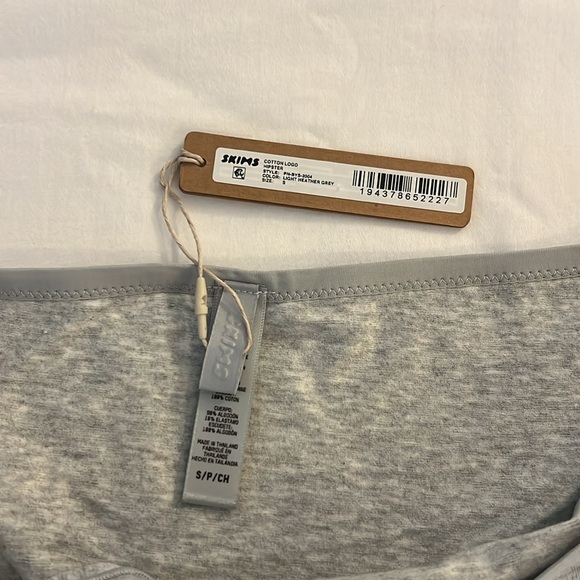 SKIMS COTTON LOGO HIPSTER - Picture 2 of 3